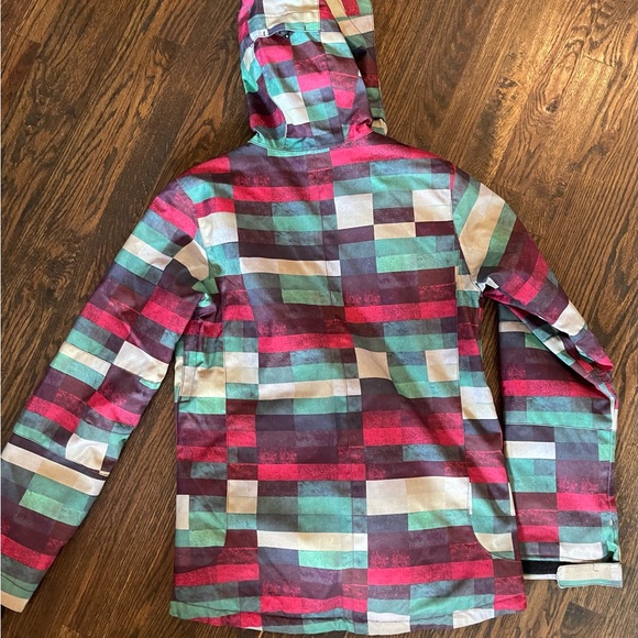 Colorful Geometric Patterned Jacket - Picture 5 of 5